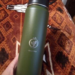 Insulated Water Bottle - Green